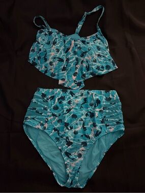 EUC Torrid Little Mermaid Disney Princess Teal Swim Set